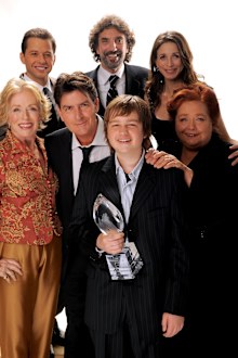 Holland Taylor, Jon Cryer, Chuck Lorre, Marin Hinkle, Conchata Ferrell, Angus T. Jones and Charlie Sheen