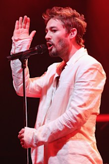 Daniel Johns arrives at the David Jones Spring/Summer 2015 Fashion Launch on August 5, 2015 in Sydney, Australia.