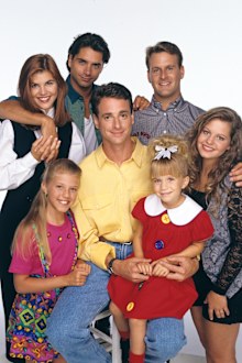 Full House, cast, Lori Loughlin, John Stamos, Dave Coulier, Candace Cameron Bure, Mary Kate Olsen, Bob Saget, Jodie Sweetin.