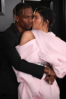Kylie Jenner, Travis Scott, Grammy Awards, red carpet, kiss