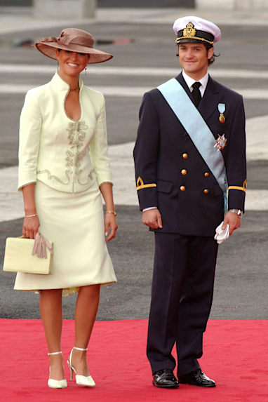 2004