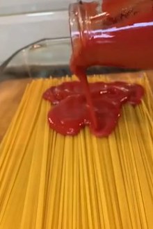 @cookingwithfranh shows us her baked pasta hack