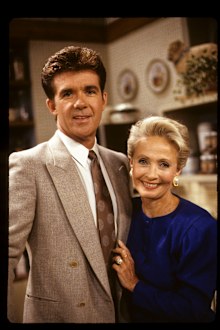 GROWING PAINS - "Guess Who's Coming to Dinner?" - Airdate: November 16, 1988.