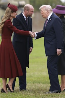 WINDSOR, ENGLAND - SEPTEMBER 17: Catherine, Princess of Wales (L) and Prince William, Prince of Wales (2nd L) welcome US President Donald Trump and First Lady Melania Trump to Windsor Castle with on day two of the US President Donald Trump's second state visit to the UK on September 17, 2025 in Windsor, England. (Photo by Ian Vogler - WPA Pool/Getty Images)