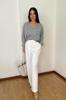 Stylist Mia Elizabeth