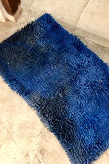 Dirty bathmat
