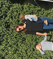 Shona Gates with two of her children.