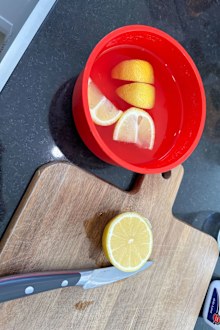 Lemons in water for a microwave cleaning hack.