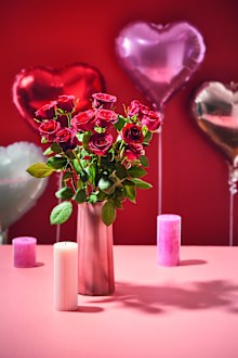 Lovers can cop a dozen roses and a bottle of rose this Sunday.