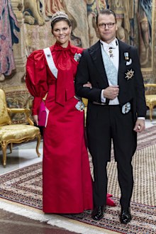 Swedish royals wear tiaras for Nobel Prize Kings Dinner inside palace