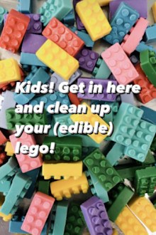 Edible LEGO blocks