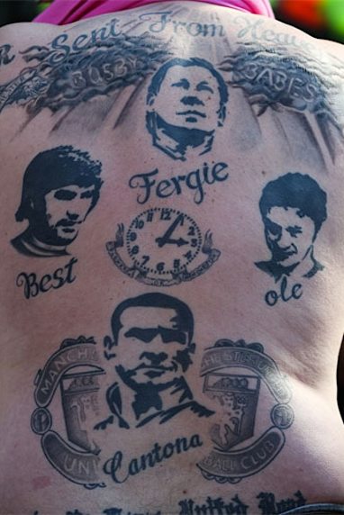 He also pays homage to some of the club's greats on his back.