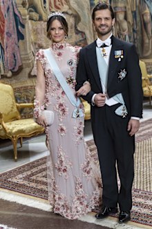 Swedish royals wear tiaras for Nobel Prize Kings Dinner inside palace