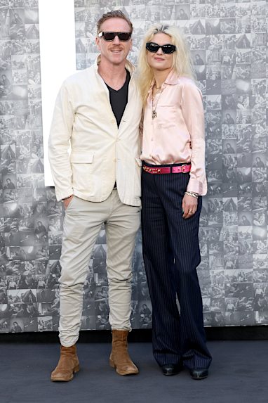 Damian Lewis and Alison Mosshart 