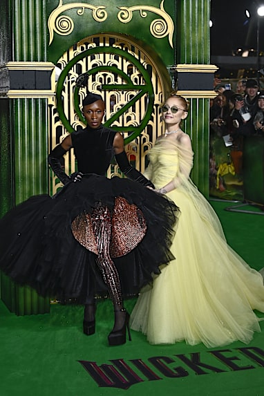Wicked stars Ariana Grande and Cynthia Erivo's method dressing: All the  times they've worn pink and green in photos | Nine.com.au