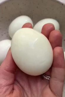 Simple trick that'll make the shells 'slide right off' your boiled eggs