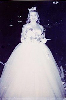 Marilyn Van Derbur's wearing her Miss America crown.