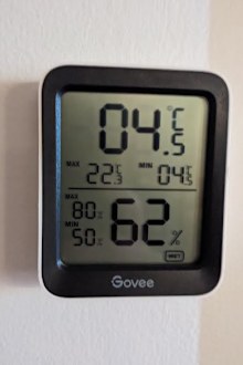 Michi Moses' rental home reached 4.5C one day last month.