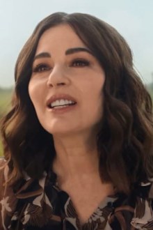 Nigella Lawson features in Tourism Australia ad