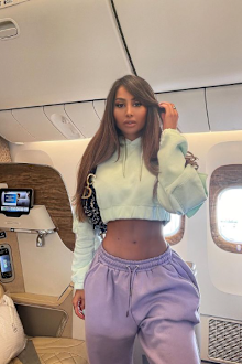 Influencer caught 'faking' first class flight photoshoot