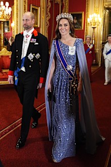 WINDSOR, ENGLAND - DECEMBER 03: William, Prince of Wales and Catherine, Princess of Wales arrive ahead the state banquet for the German President Frank-Walter Steinmeier and his wife Elke Budenbender, on day one of their state visit to the UK, at Windsor Castle on December 3, 2025 in Windsor, England. The President of the Federal Republic of Germany, accompanied by Ms. Elke Büdenbender, are paying a State Visit to the United Kingdom as the guests of Their Majesties The King and Queen. The visit 