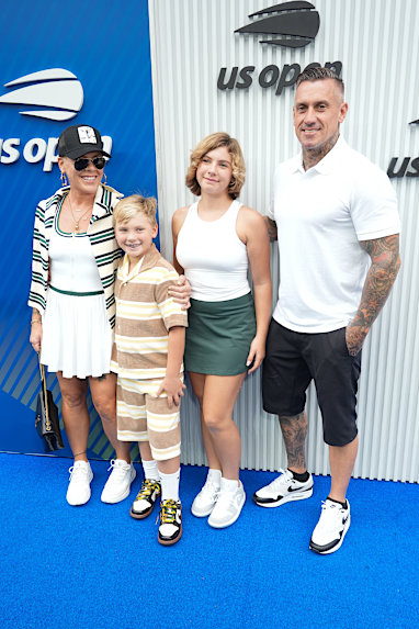 P!nk, Carey Hart and their kids