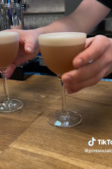 Bartender shares best techniques for serving drinks to customers