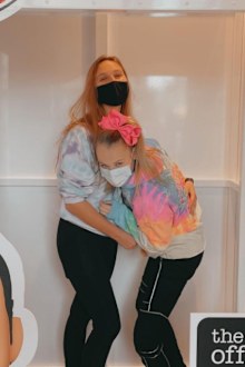Jojo Siwa debuted her new relationship with girlfriend Kylie.