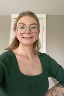Woman shocked after discovering widowed Tinder date's wife was 'very much alive'