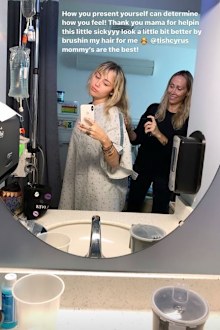 Miley Cyrus, hospital, tonsillitis, selfies, Instagram, mum, Tish Cyrus
