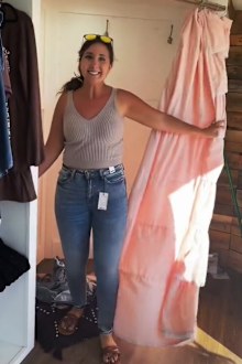 Woman sizes jeans trick