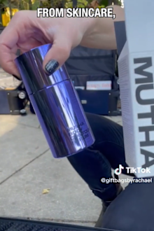 Professional gift bag maker reveals what's inside the Grammys gift bag.