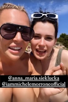 365 Days star Anna-Maria Sieklucka and author Blanka Lipińska.