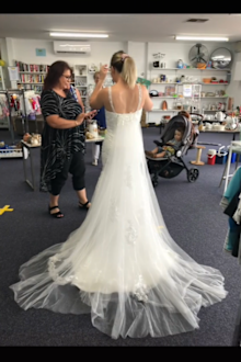 Bride Jaysie Leigh Blackler reveals staffer bought her wedding dress for her when she found her 'dream' dress at Vinnies.