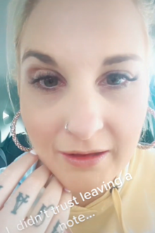 TikToker confronts woman about cheating husband.