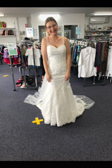 Bride Jaysie Leigh Blackler reveals staffer bought her wedding dress for her when she found her 'dream' dress at Vinnies.