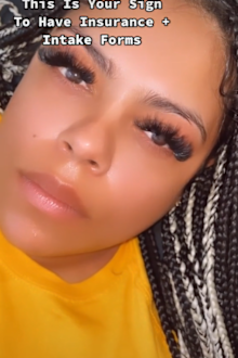 Lash technician's client goes blind after treatment.