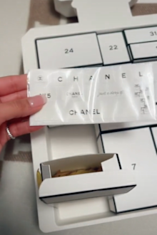 Influencer Elise Harmon filmed herself unboxing the pricey calendar and revealed the rather underwhelming contents.