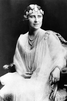 The Strathmore Rose tiara, worn by Lady Elizabeth Bowes-Lyon later the Queen Mother