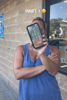 Woman calls police on barber for bad hair cut. TikTok