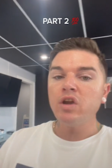 Barber's follow-up video about woman calling 911. TikTok.