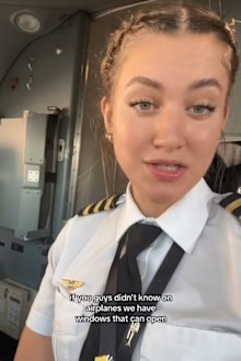 Pilot reveals secret window on plane in the cockpit