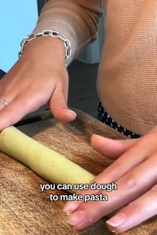 TikToker @ballehurns shares how to make pasta dough from avocado.