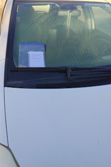 Woman reveals passive aggressive letter delivery driver left her after she didn't tip enough.