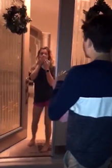 Prom proposal goes wrong in the most hilarious way possible