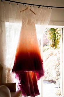 'Tampon' wedding dress divides the internet