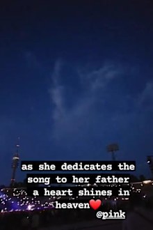 Fan shares moment a heart-shaped cloud appeared during Pink's performance.