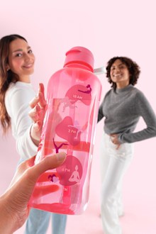 9PR: Tupperware AquaVibe 2l bottle