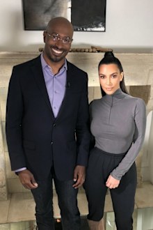 Van Jones and Kim Kardashian are believed to be dating.