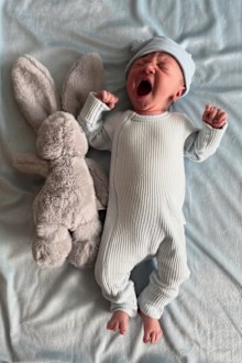 Isabella Staskowski and fiance Drew Jones with newborn baby